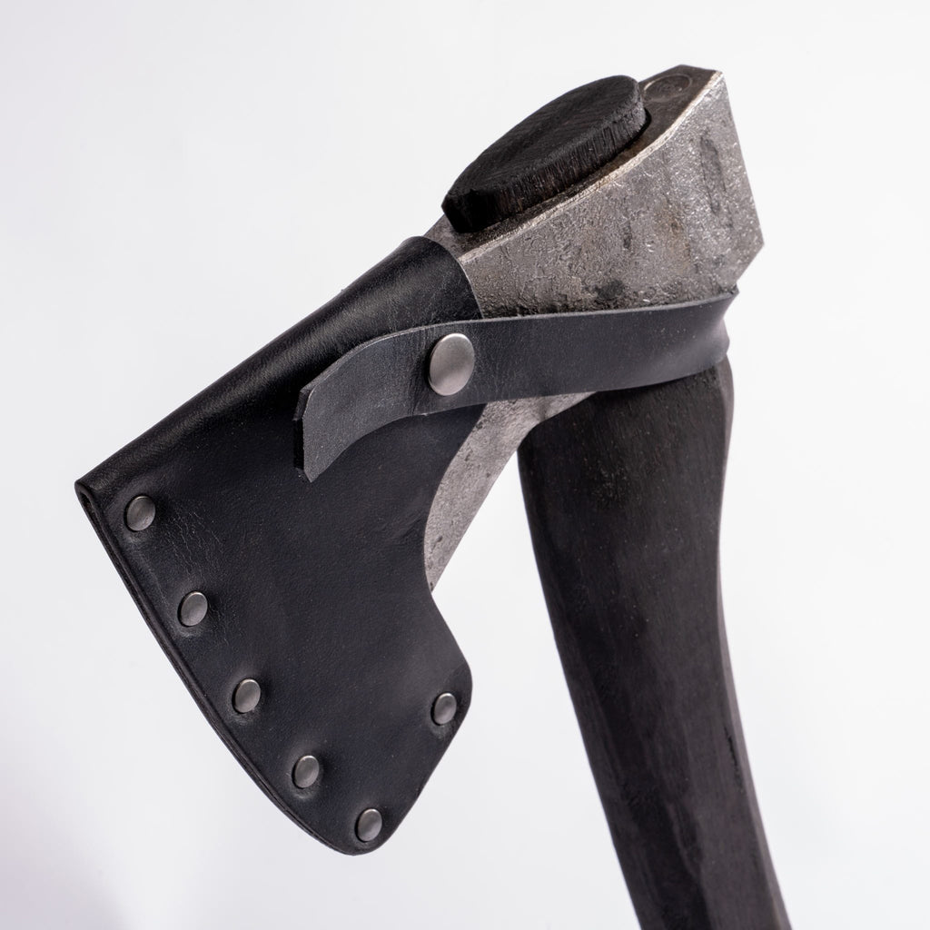 Limited Edition Ooni x Alex Pole Ironwork Axe