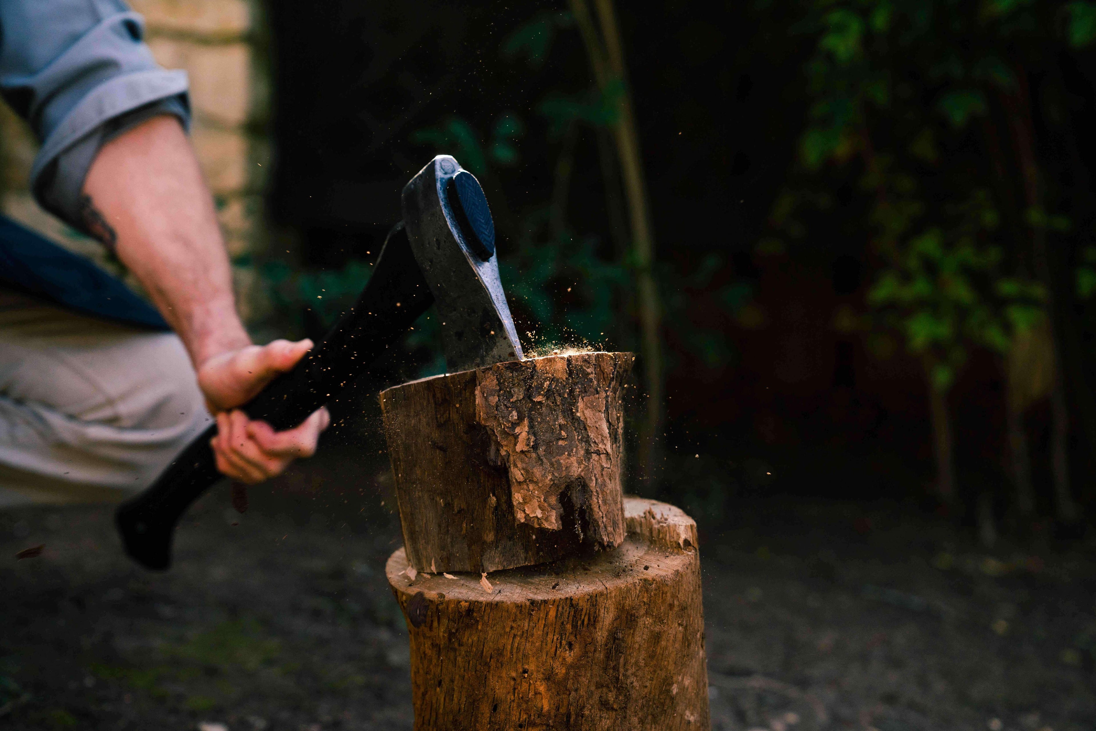 Limited Edition Ooni x Alex Pole Ironwork Axe